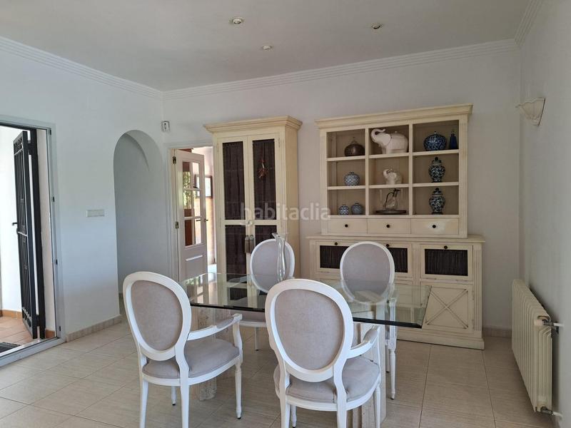 Foto e9469655-9408-4c48-a36b-68c32d2abd4b. Chalet mit heizung parking pool in El Montgó Dénia