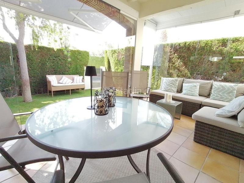 Foto 5d117fc2-b382-4e01-b084-e39638ac8c8e. Casa adossada amb calefacció aparcament piscina a Dénia