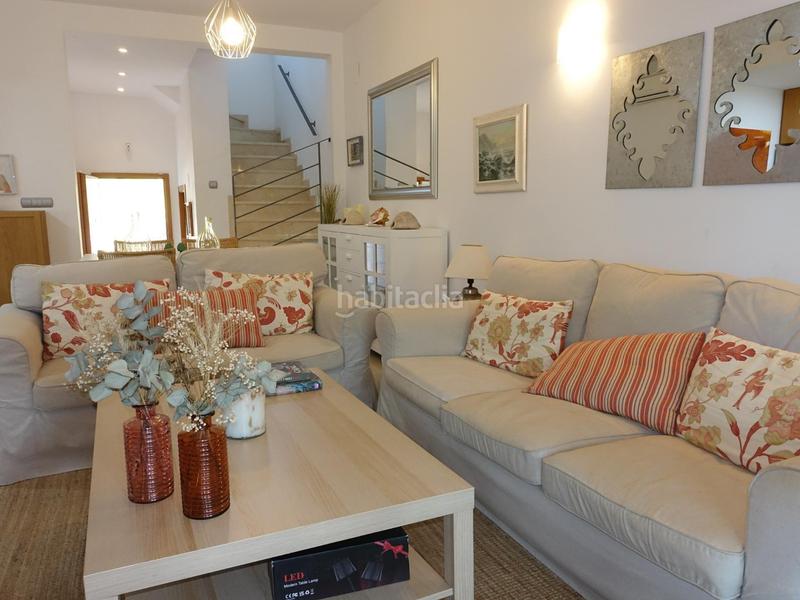 Foto e4a6cece-329f-4ede-ab82-0b9e0fde2dfe. Casa adossada amb calefacció aparcament piscina a Dénia