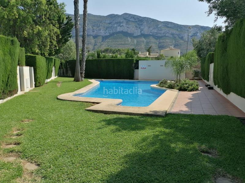 Foto 022bbbfd-a8c8-450d-8250-12e3f41cd3da. Reihenhaus mit heizung parking pool in El Montgó Dénia