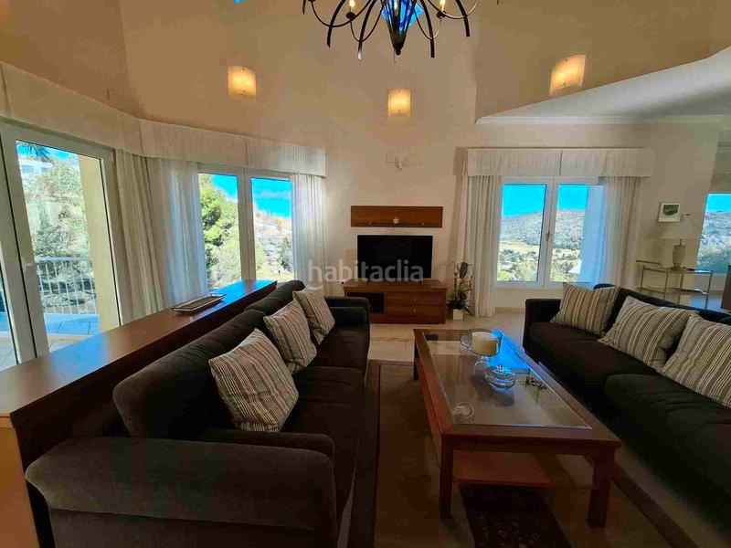 Foto 5bd4565d-f8a6-4fb3-85fa-9381bc24c9e1. Chalet en Pedreguer