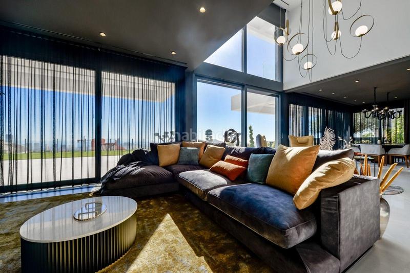 Foto 15626364-ffaa-4280-95f5-209093008c22. Chalet en Via Parque Benidorm