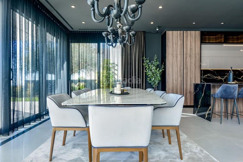 Foto 624218f8-548e-4701-b199-732fb5d3897d. Chalet en Via Parque Benidorm