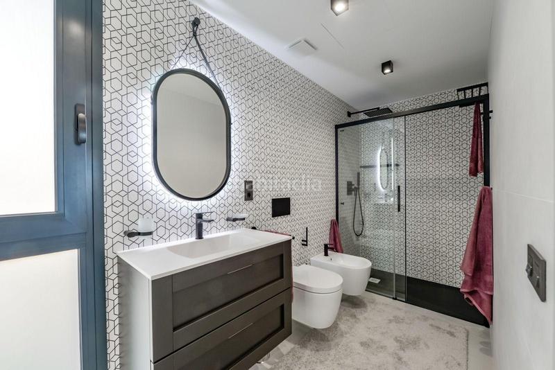 Foto 72aea872-aff7-4c58-8d52-7564435bd62e. Chalet en Via Parque Benidorm