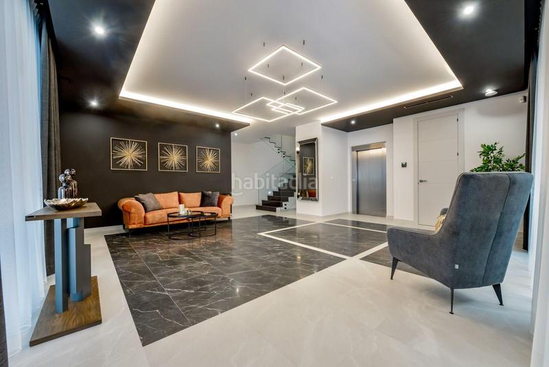 Foto 5f19fc93-13da-4379-ba71-8ef5026f228d. Chalet con riscaldamento parcheggio piscina in Via Parque Benidorm