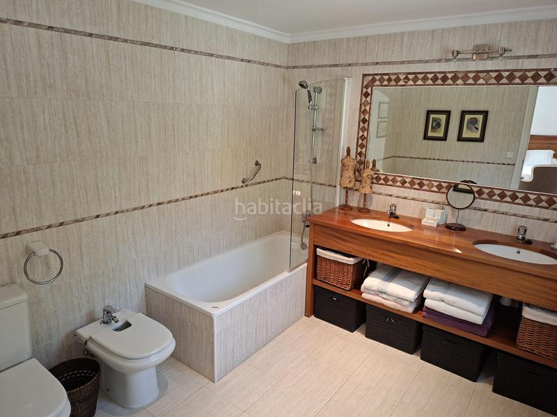 Foto 050ad320-27c1-4af3-ac20-e6d71ee078a9. Chalet en El Montgó Dénia