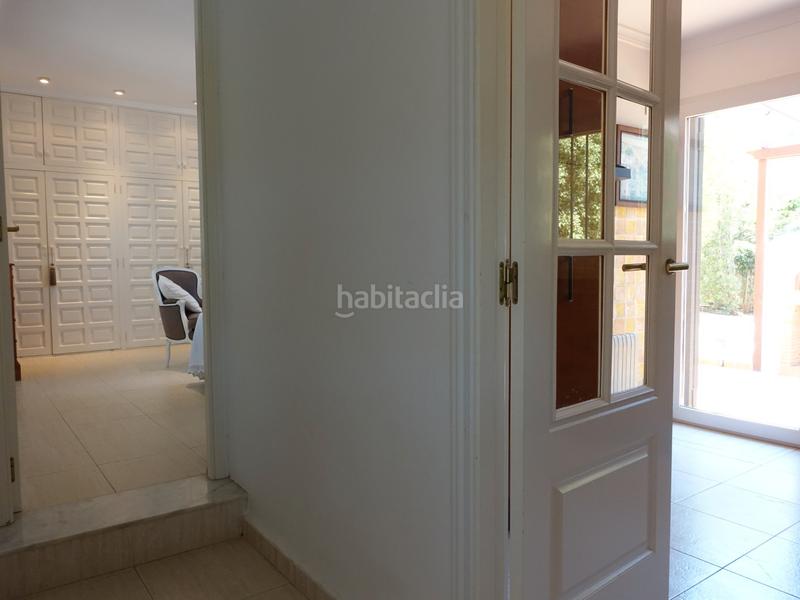 Foto 0ac3fff8-a8b1-40c0-8959-e3388cbd9f85. Chalet en El Montgó Dénia