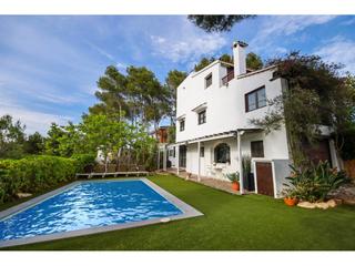 Xalet  Torres i bages. Casa en venta en bellvei