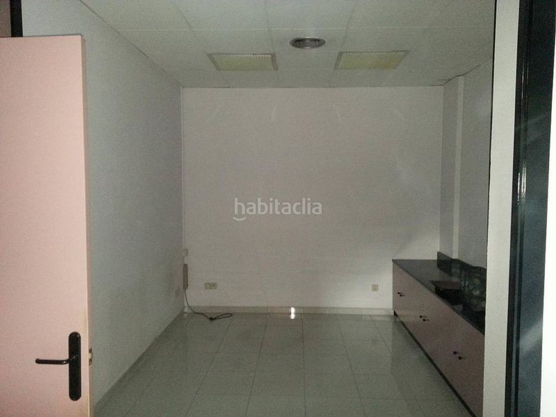 Foto ae295fb7-96ab-4ff0-a9f1-a93f7a491e26. Local comercial a Sant Sadurní d´Anoia