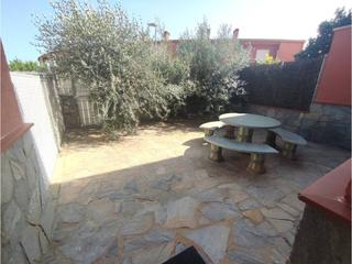 Casa  Camí de les casetes de cal mir. Casa luminosa y funcional en zona tranquila de sant sadurní dano