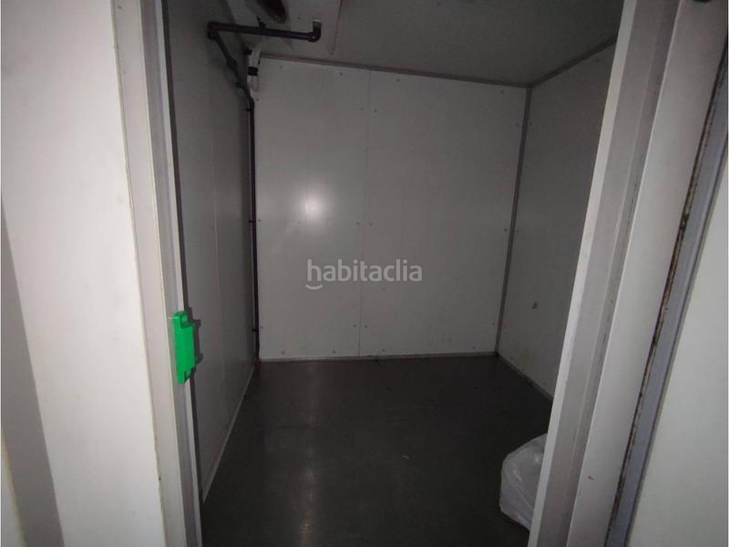 Foto 64796974-0b0a-4327-95fd-e77c7604f05e. Alquiler local comercial se alquila local en el centro con aparcamiento delante en Sant Sadurní d´Anoia