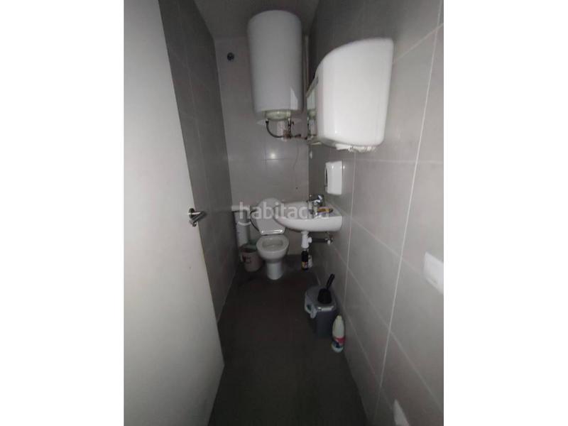 Foto 97b867b1-0caa-4f34-956d-1de35bdd2c09. Alquiler local comercial se alquila local en el centro con aparcamiento delante en Sant Sadurní d´Anoia