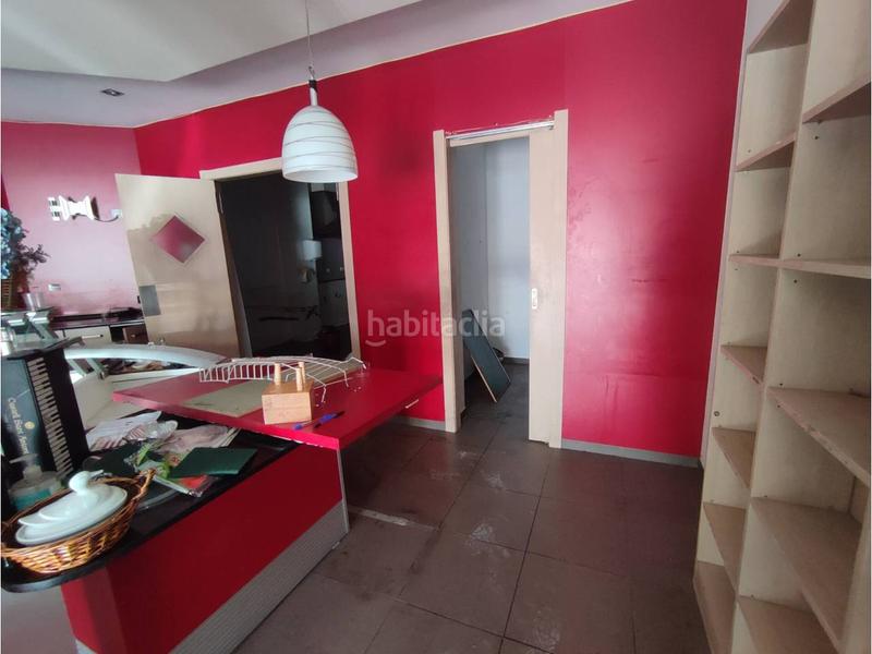 Foto a064ee52-5f2c-4f24-802c-ca2194857242. Alquiler local comercial se alquila local en el centro con aparcamiento delante en Sant Sadurní d´Anoia