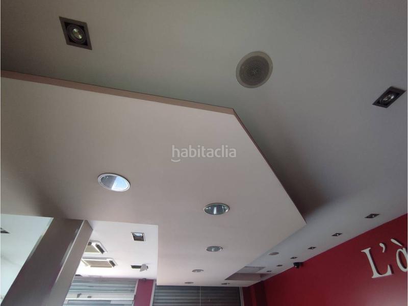 Foto bd610e21-07e2-43a0-9ec3-0a1dd80565ea. Alquiler local comercial se alquila local en el centro con aparcamiento delante en Sant Sadurní d´Anoia