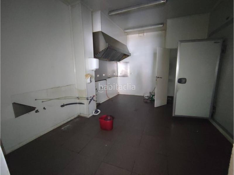 Foto fb133b98-5b38-43e4-a271-72ccc24a16ed. Alquiler local comercial se alquila local en el centro con aparcamiento delante en Sant Sadurní d´Anoia