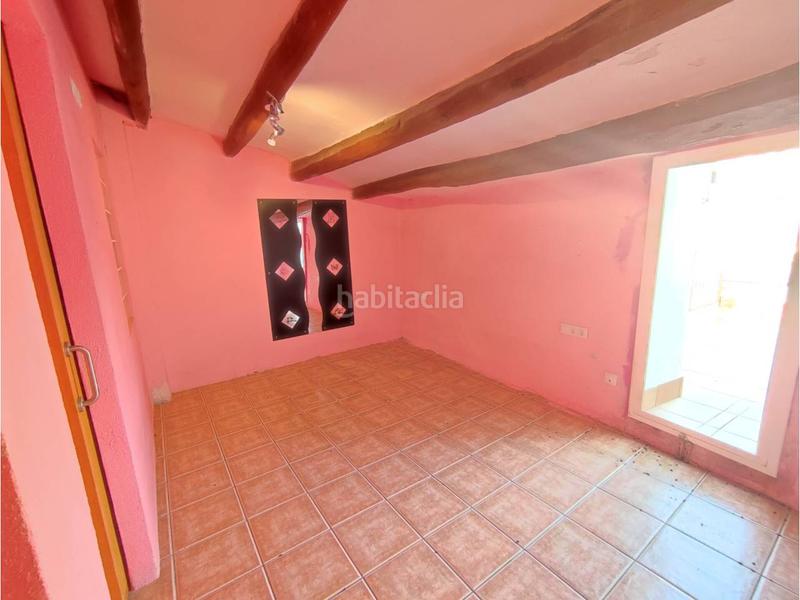 Foto e9ca0e9e-ac49-42e3-97a6-284c0e7aee9b. Casa amb calefacció aparcament a Mediona