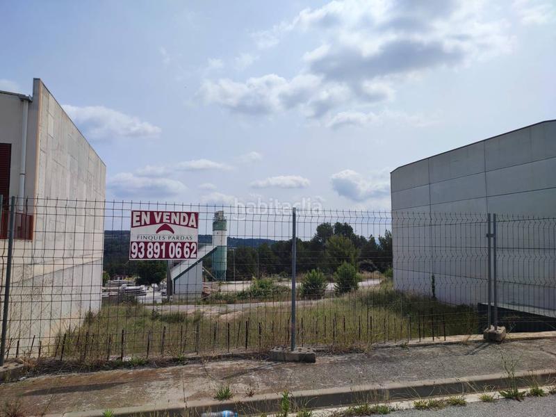 Foto 52bfaf1b-8950-4edc-a97c-24a75d00b905. Rent industrial plot in Torrelavit