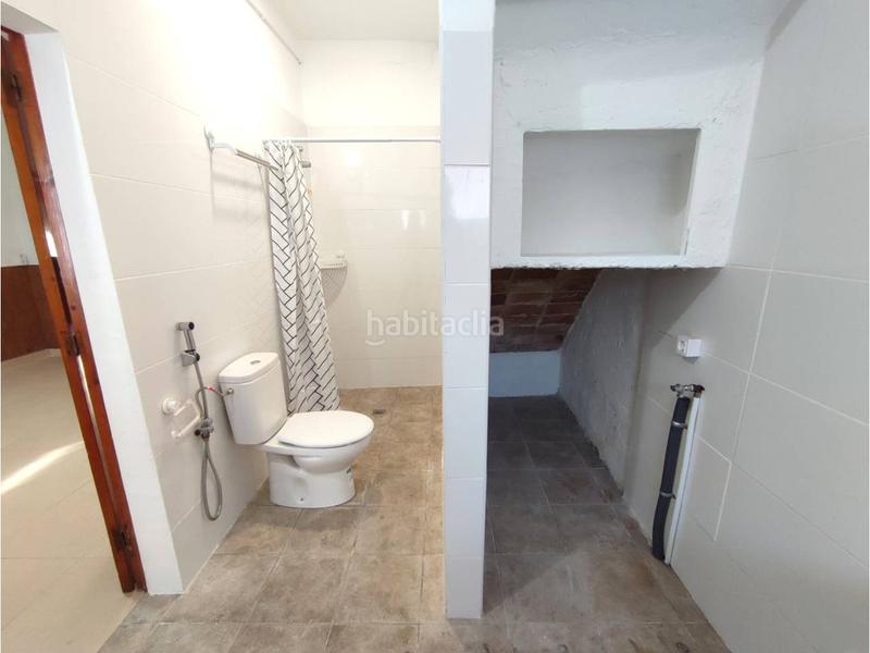 Foto 1f116d01-4e01-41dc-b9a1-77ebca0b927e. Alquiler local comercial piso en alquiler en la granada en Granada (La)