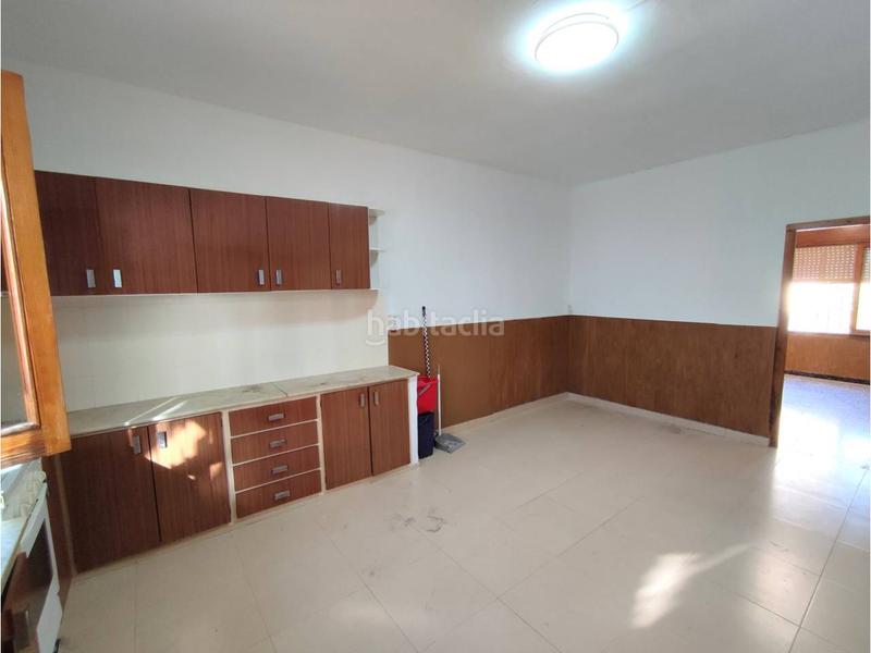 Foto eb8af586-0b82-48e6-86d2-27e31499cf62. Miete geschäftsraum in Granada (La)