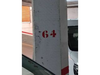Parking coche en Paseo bar�ton mastias ferret 22. Plaza de aparcamiento en venta econ�mica