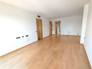 Piso  Calle joan maragall. Piso en venta en sant sadurn� danoia