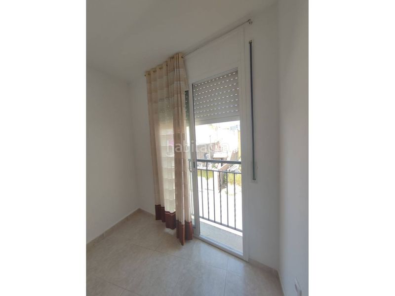 Foto 1576380a-e0cb-4873-aaf9-0d221e64bc41. Casa amb calefacció aparcament a Granada (La)