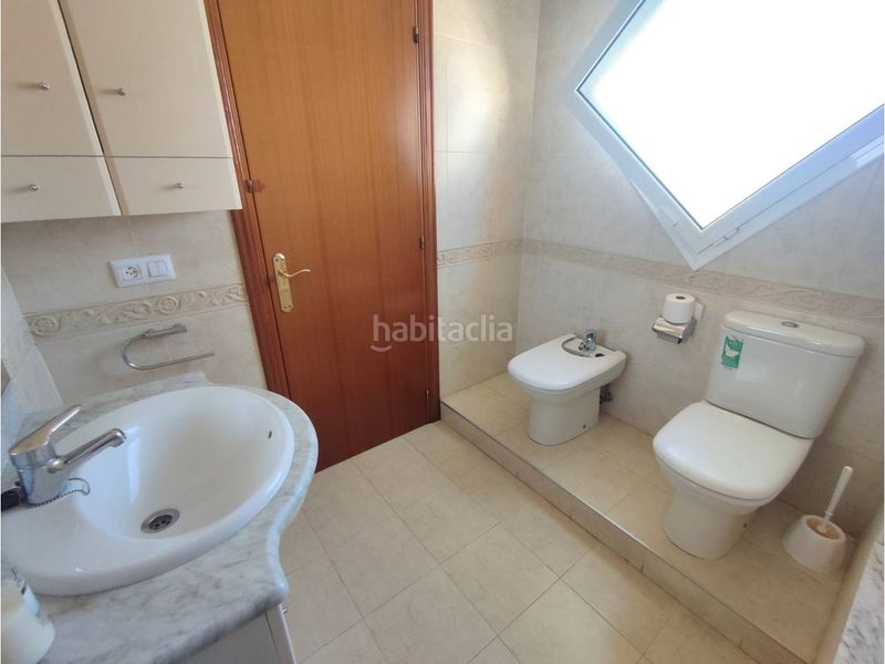 Foto ff2f596d-93de-4695-b167-902108c8cb79. Casa amb calefacció aparcament a Granada (La)