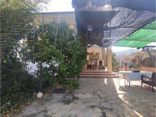 Xalet  Calle glorieta. Torre aislada en casablanca con vistas excepcionales y gran espa