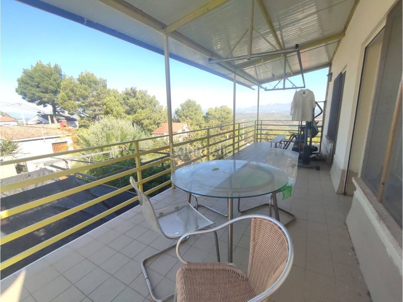 Foto 81a7d58d-4b84-4f64-8788-22f0819e4de9. Xalet amb calefacció aparcament piscina a Subirats