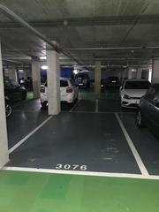 Location Parking voiture à Carrer de parís 70s