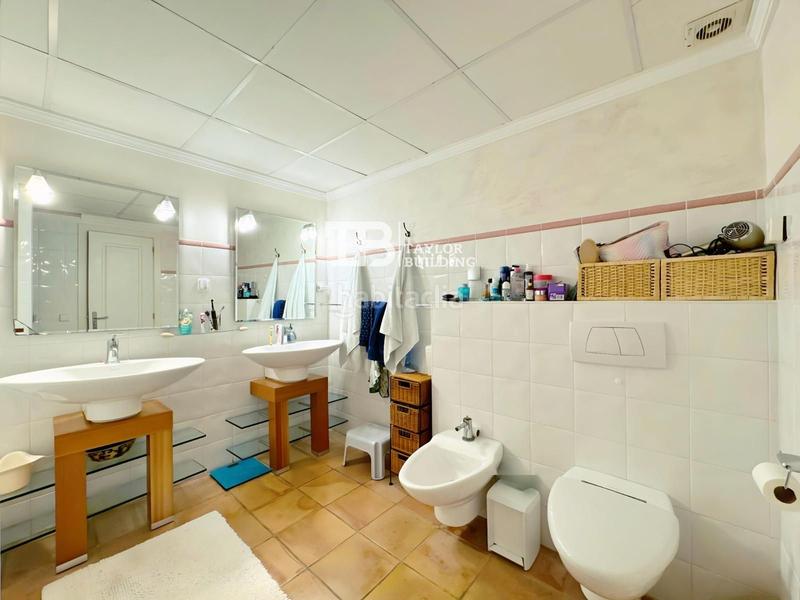 Foto 68ee473a-db47-48c7-b479-bbfa7d6d9118. Piso increíble piso con piscina en nova santa ponsa! en Calvià