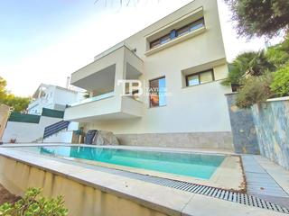 Xalet  Pinar. Exclusivo chalet unifamiliar con piscina en costa de la calma!