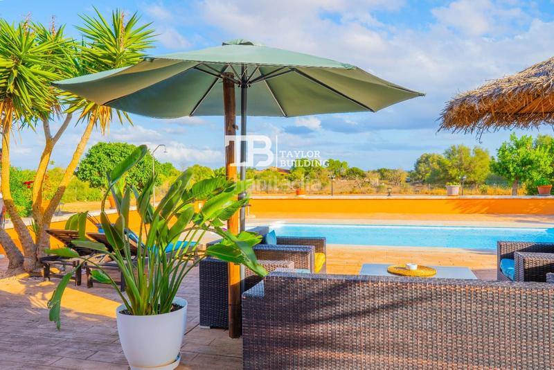 Foto bb88a681-ccd1-49bd-9da6-d08b2b79fc2c. Casa con riscaldamento parcheggio piscina in Campos