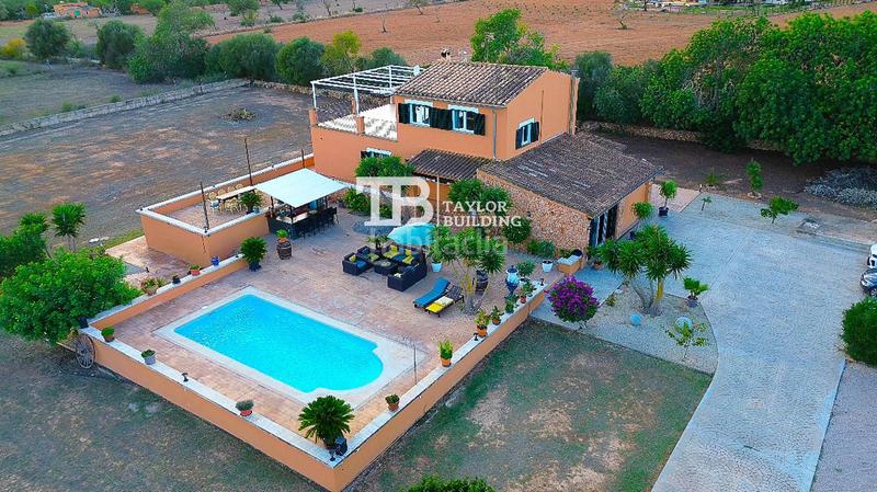 Foto fa6f25eb-ce23-4fa5-b0ec-e37579aead06. Casa con riscaldamento parcheggio piscina in Campos