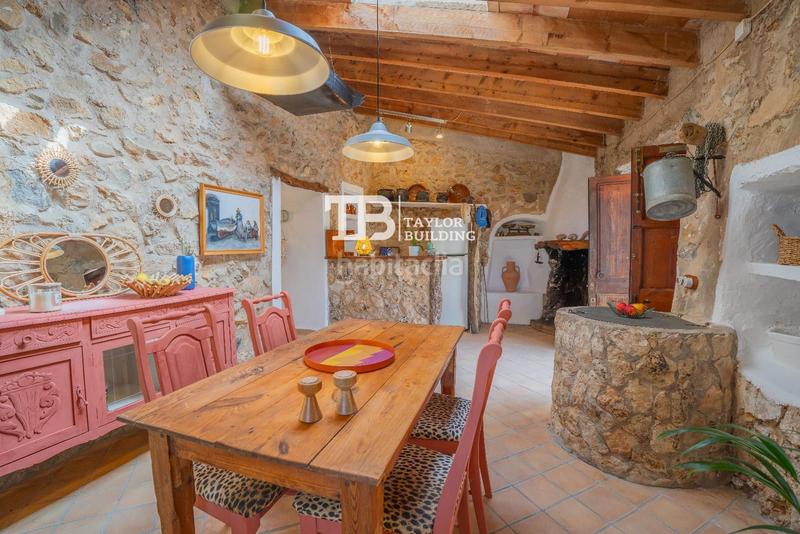 Foto 10b2cda7-fbb6-4829-abae-5399b0fa1a34. Casa joya histórica con vistas impresionantes al mar en sarracó ! en Andratx