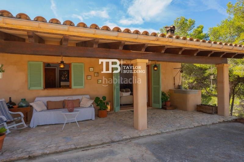 Foto 11e4c498-8c4a-43dd-a433-b222b2ad651f. Casa joya histórica con vistas impresionantes al mar en sarracó ! en Andratx