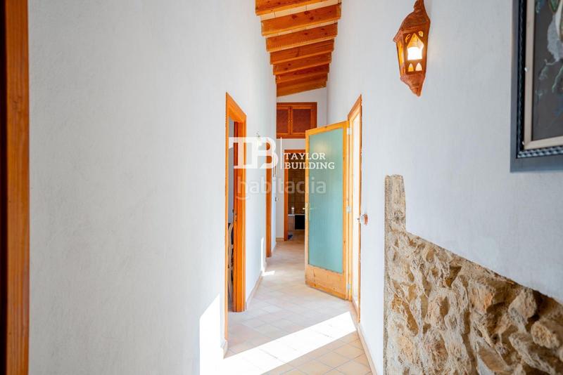 Foto 9b23369e-a594-424e-9521-7ffee15e4172. Casa joya histórica con vistas impresionantes al mar en sarracó ! en Andratx