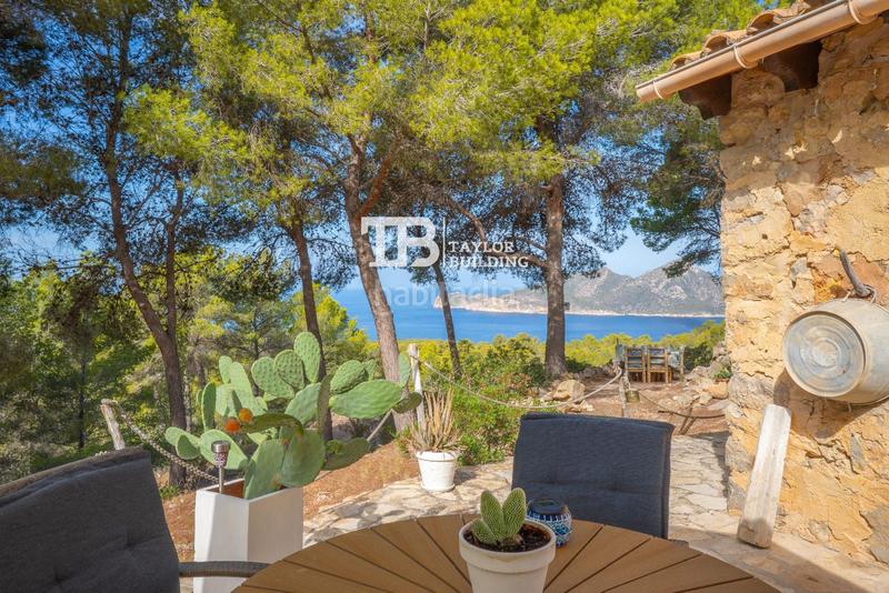 Foto 9da96abf-7ecc-4ad3-8668-d7a905213094. Casa joya histórica con vistas impresionantes al mar en sarracó ! en Andratx