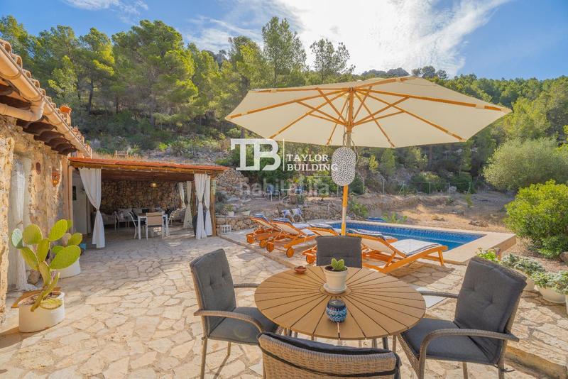 Foto a1fc9cd3-dbd4-4964-a2db-d1c3fbe9f5cc. Casa joya histórica con vistas impresionantes al mar en sarracó ! en Andratx