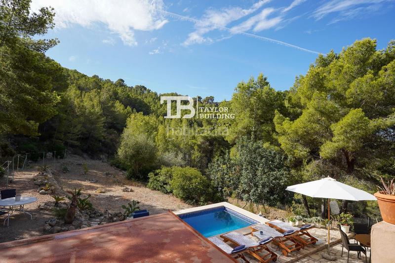 Foto e07aea75-86b0-4fc3-adff-ce88b6fbe15e. Casa joya histórica con vistas impresionantes al mar en sarracó ! en Andratx