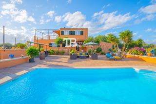 Casa  Son pieras. Exclusiva finca en campos con piscina y vistas espectaculares!