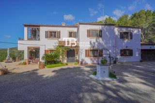 Haus  Son boronat. Encantadora casa rustica con piscina en calvia!