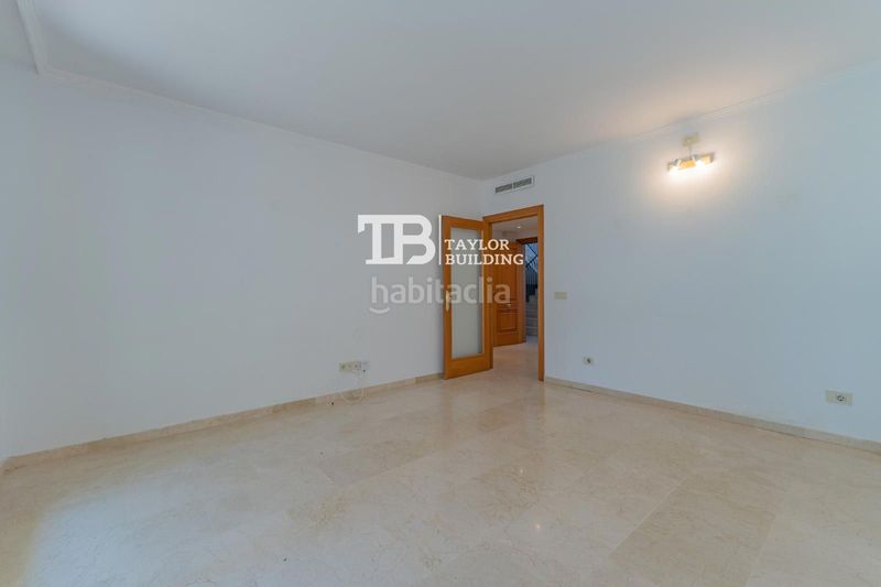 Foto 75b1f355-f9c8-4c5d-b9e5-17126c82950d. Pis amb calefacció aparcament piscina a Son Xigala Palma de Mallorca