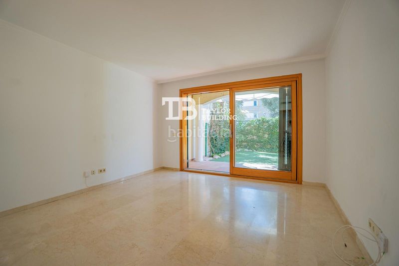 Foto d75edfdd-35ca-4fd7-befd-b4fca7505c7b. Pis amb calefacció aparcament piscina a Son Xigala Palma de Mallorca