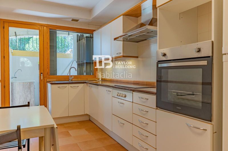 Foto f57d2c76-ffac-4659-8cba-0e3d0a3af448. Pis amb calefacció aparcament piscina a Son Xigala Palma de Mallorca