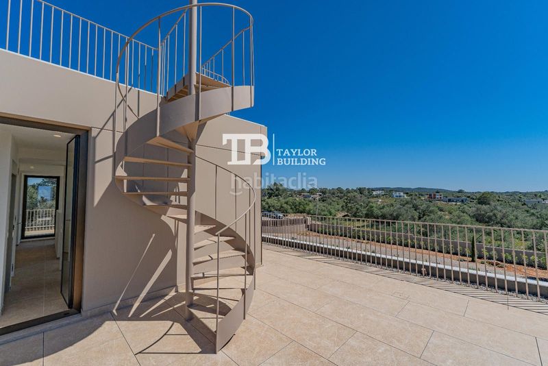 Foto c25304ee-29d8-43c8-b322-c02431cfbd9c. Casa amb calefacció aparcament piscina a Son Gual Palma de Mallorca