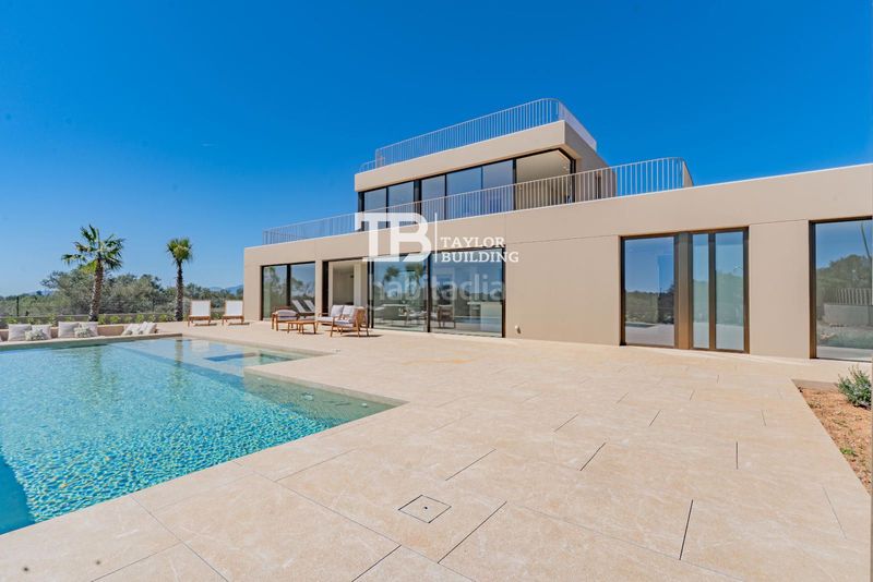 Foto cd8cf964-dfb1-4d7d-b324-b8038faf2ecc. Casa amb calefacció aparcament piscina a Son Gual Palma de Mallorca