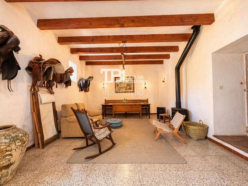Foto 52963118-0500-4ce8-b21f-335fd7aa14b1. Casa amb aparcament a Puigpunyent