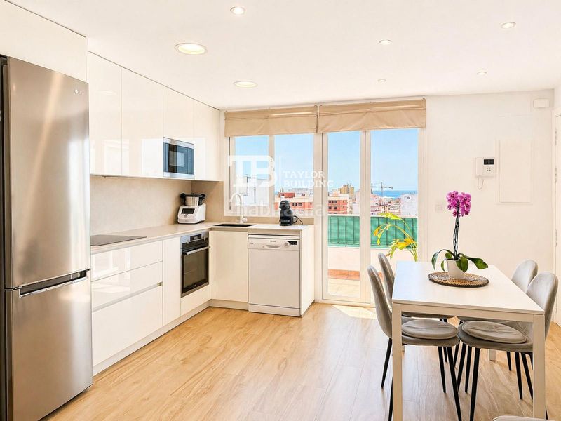 Foto e9e4969c-42e5-4110-b7b4-cf7ce68ead45. Àtic amb calefacció a Pere Garau Palma de Mallorca