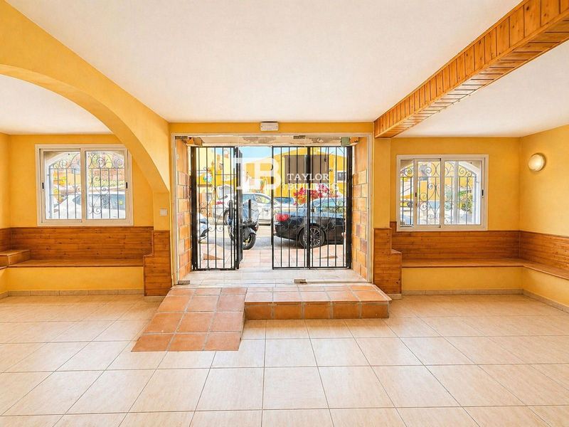 Foto ca8aab95-8750-4dfc-8a72-e2603e575b69. Local comercial a Peguera Calvià